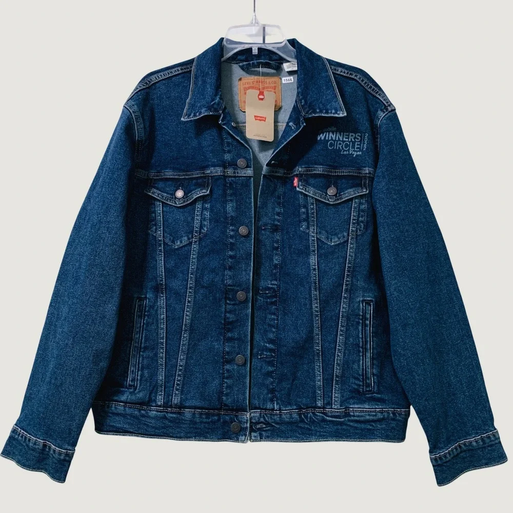 NWT Levi's Trucker Denim Jacket Men L Blue Dark Wash T-Mobile Winners Circle NEW